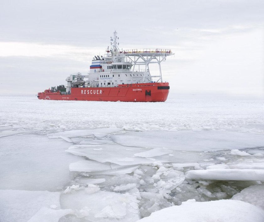 Судно спасатель Балтика