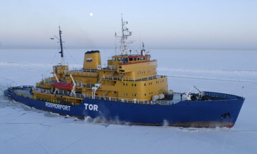 Ледокол Юрий Лисянский