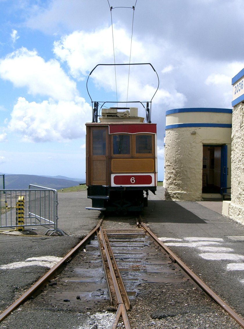 Бугельный токоприемник