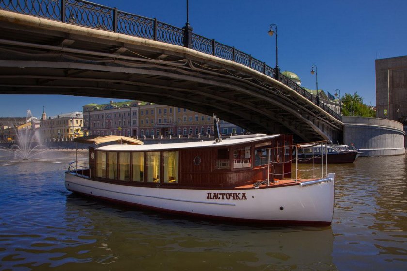 Ресторан яхта Ласточка Москва