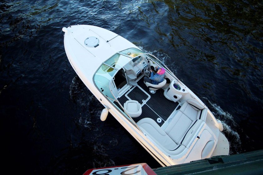 Катер кот Кокос