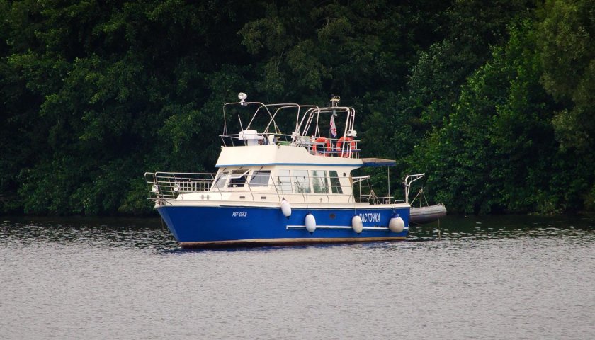 Катер «км-120 Кама прогулочный»