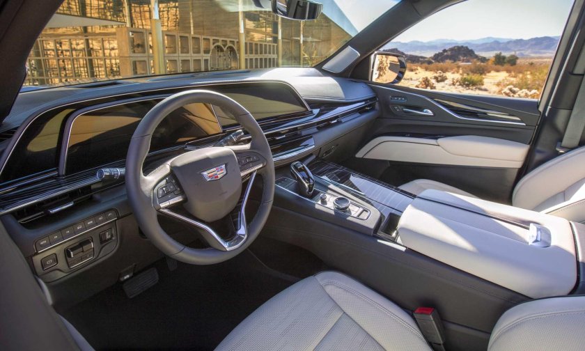 Новый Cadillac Escalade 2021