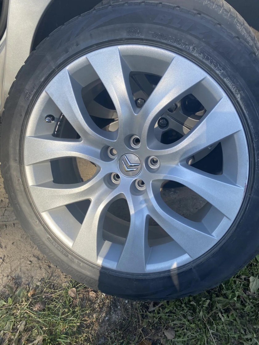 225/50 R18 Citroen c5