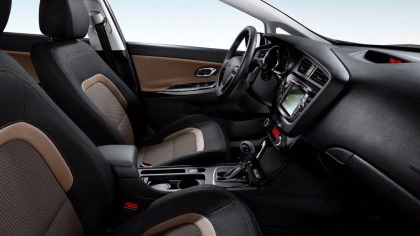 Салон кия СИД 2016