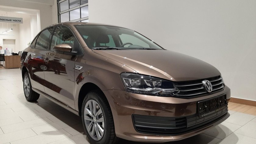 Фольксваген поло коричневый 2017