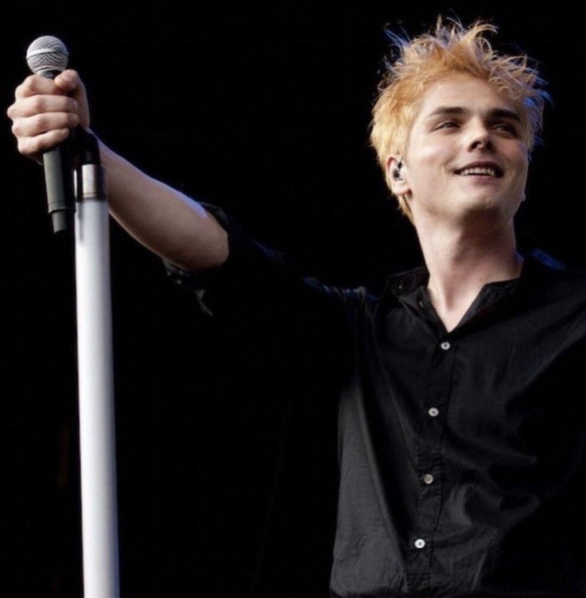 Джерард Уэй блондин