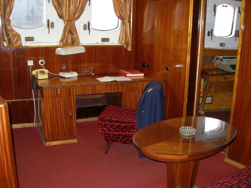 Теплоход Михаил Фрунзе каюты