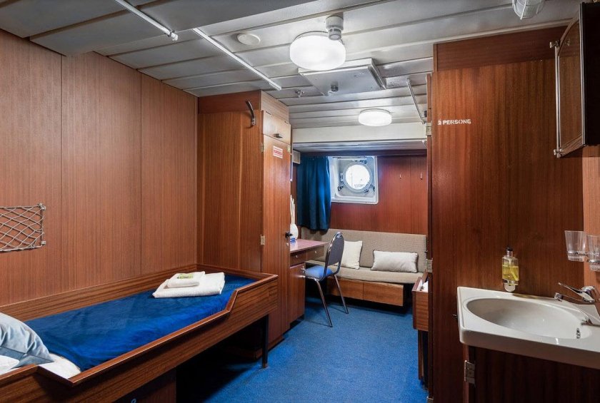 Академик Шокальский судно, 1982