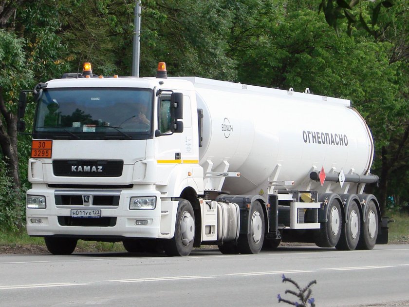 КАМАЗ 5490 цементовоз