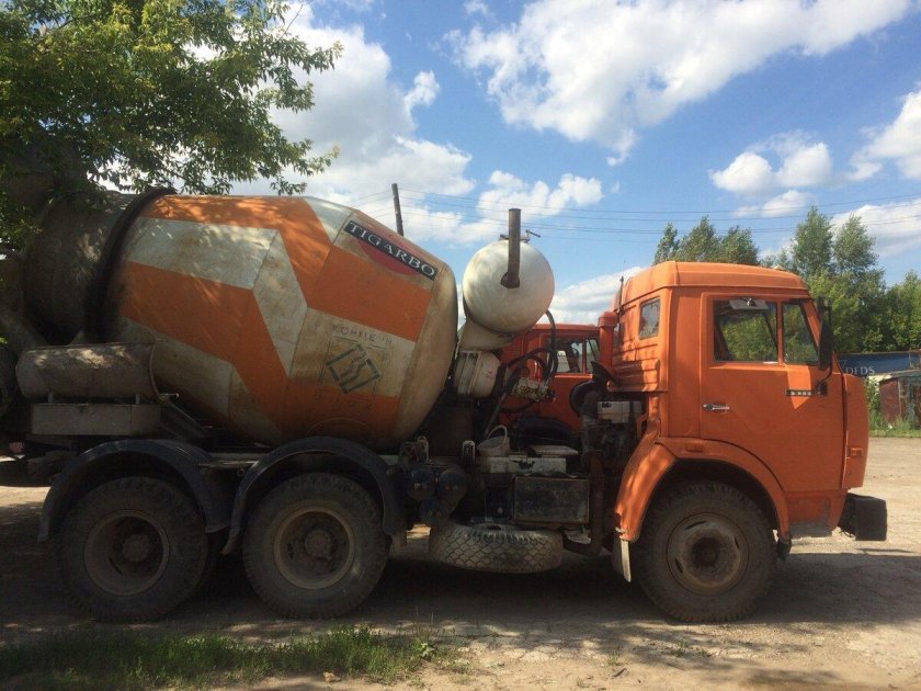 КАМАЗ 55111 бетоносмеситель