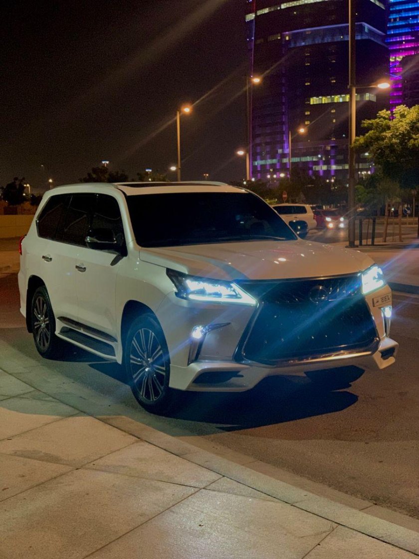 Лексус 570 2022