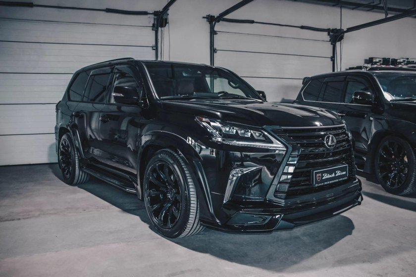 Lexus LX 570 Wald 2017