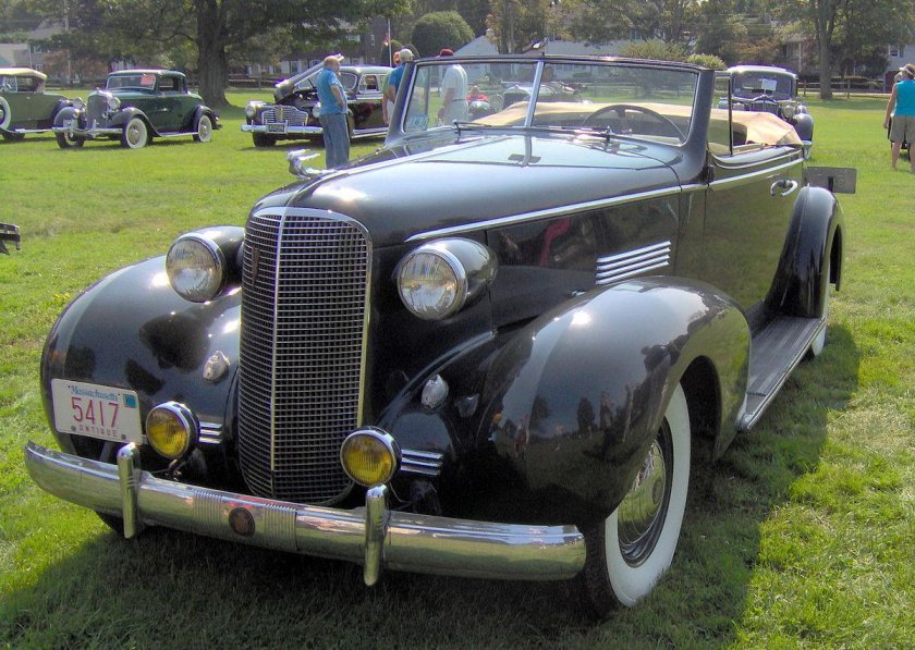 Cadillac 1937