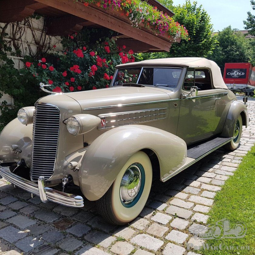 Cadillac Fleetwood 70