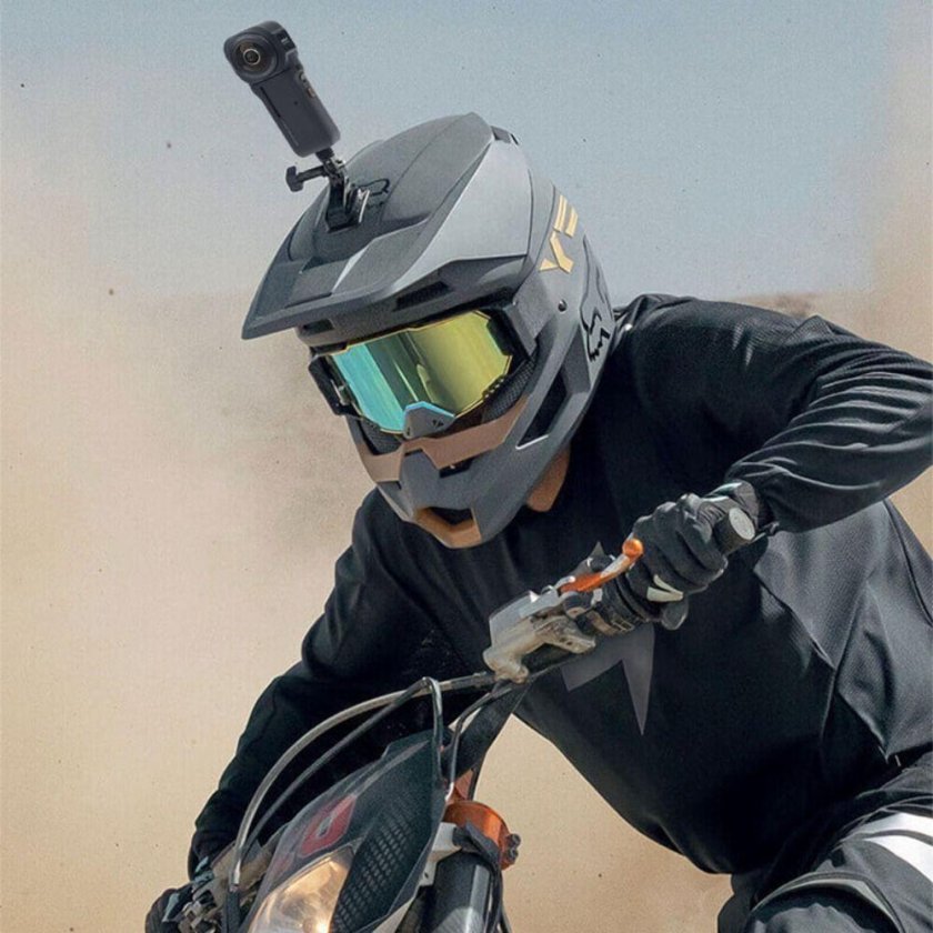 DJI Action 2 на шлеме