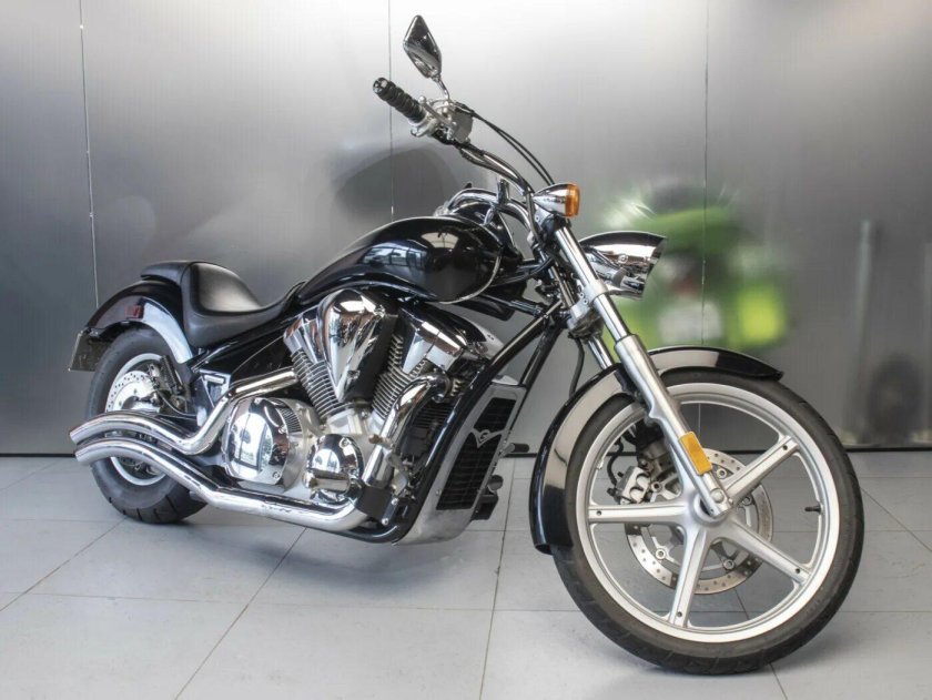 Honda vt1300cs Sabre