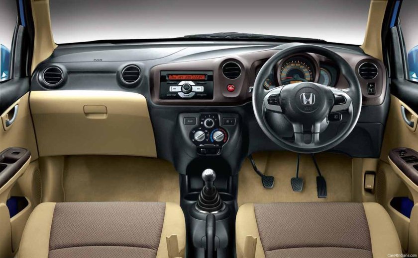 Honda Brio 21 Interier