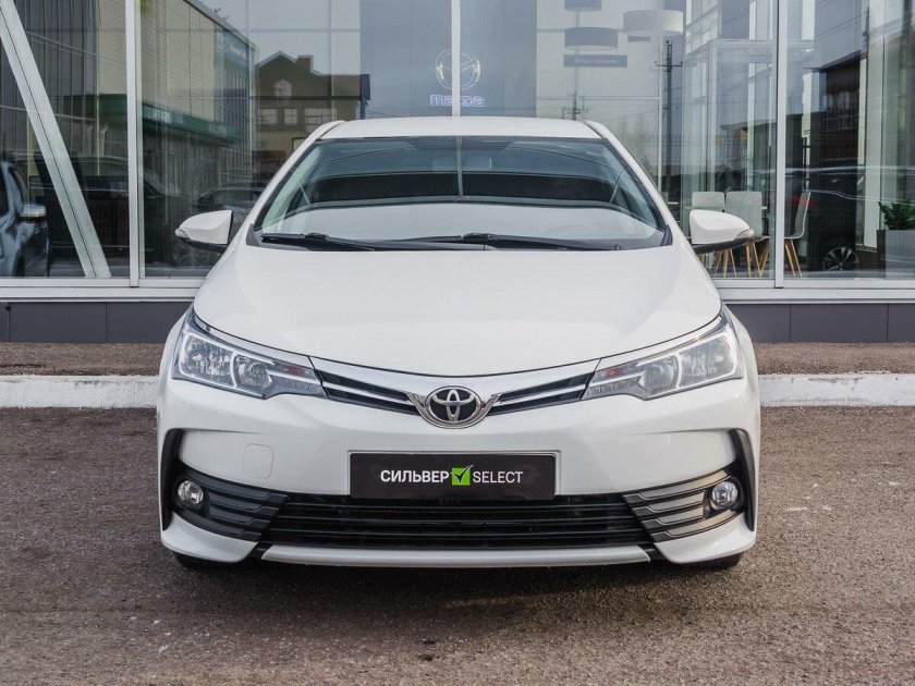 Ходовые огни Тойота Королла 180