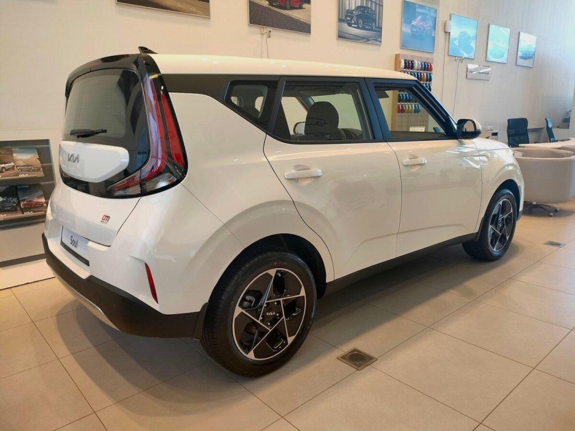 Киа соул белый перламутр