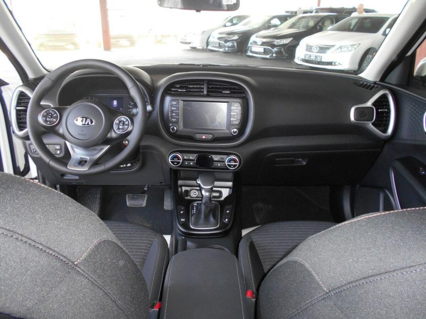 Kia Soul Luxe 2021