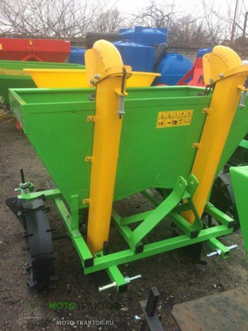 Картофелесажалка Бомет двухрядная