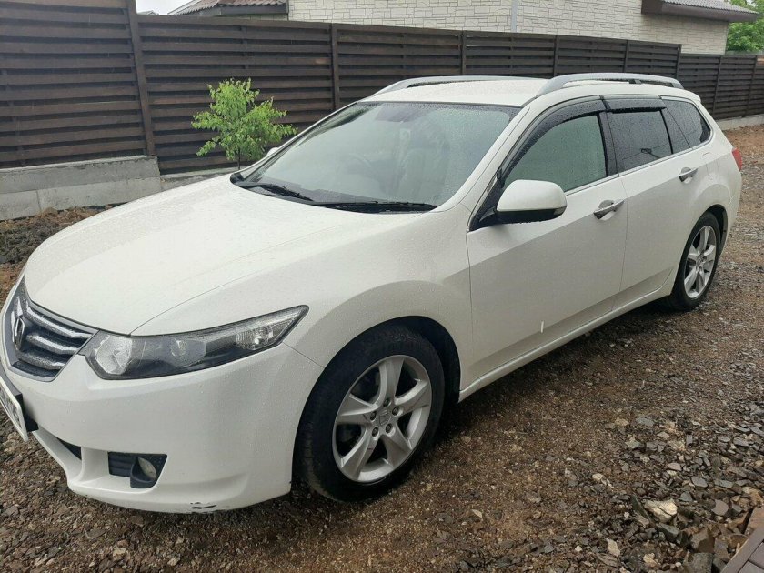 Хонда Аккорд универсал 2008