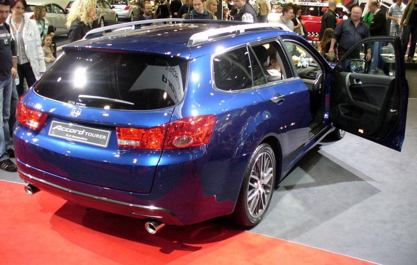 Honda Accord Tourer 2.4