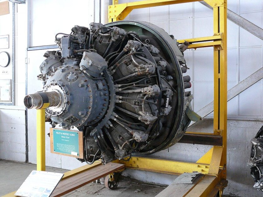 Pratt and Whitney r-2800