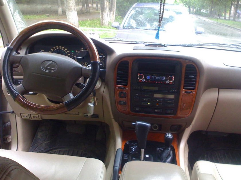 Лексус ЛХ 470 1998