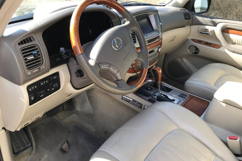 Лексус ЛХ 470 2007