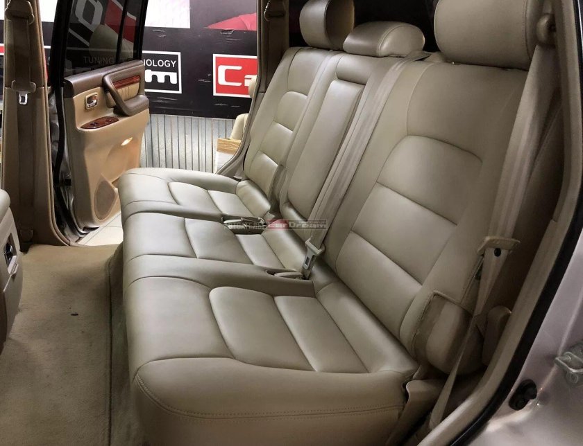 Лексус ЛХ 470 салон