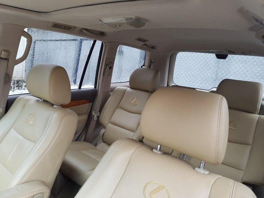 Лексус gx470 белый салон