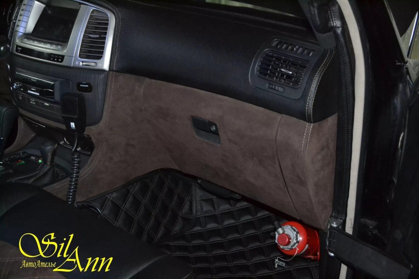 Перетяжка салона Лексус ЛХ 470
