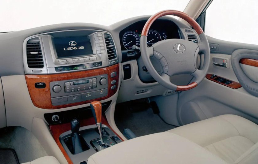 Тойота Лексус 470