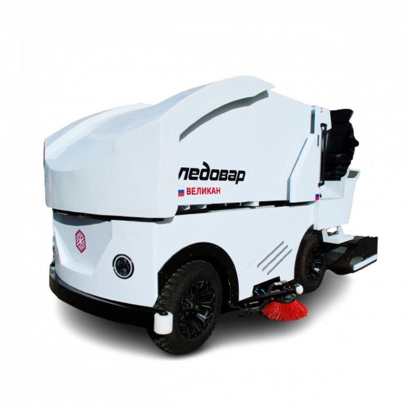 Самоходная ледозаливочная машина