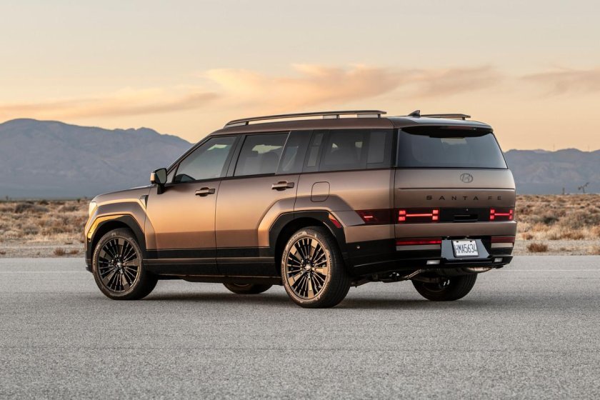 Hyundai Santa Fe 2024
