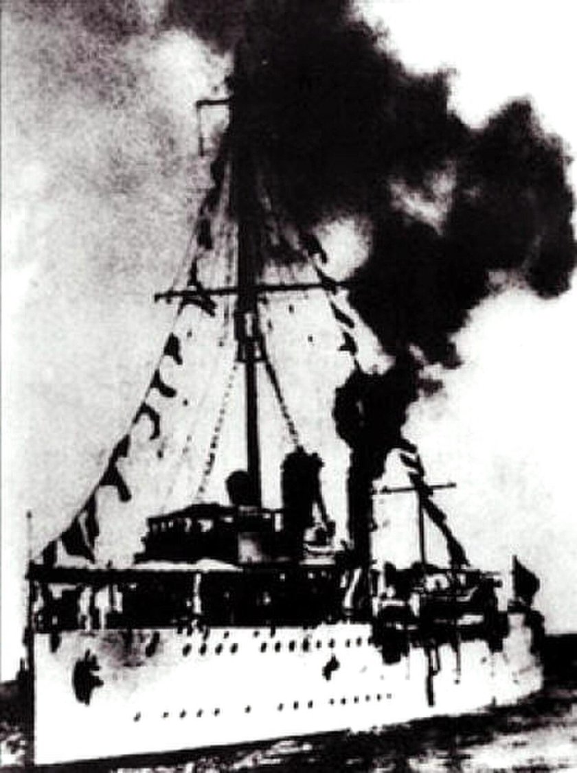 Чжуншань Канонерская лодка