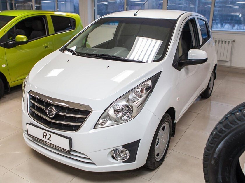 Ravon r2 ,белая