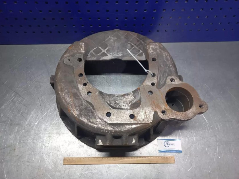 Картер маховика ЮМЗ СМД-15