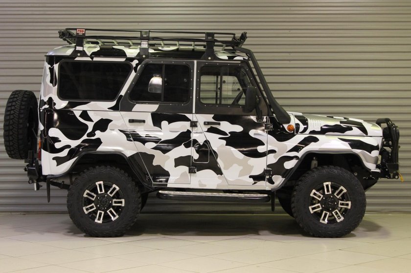 УАЗ-469 внедорожник камуфляжный