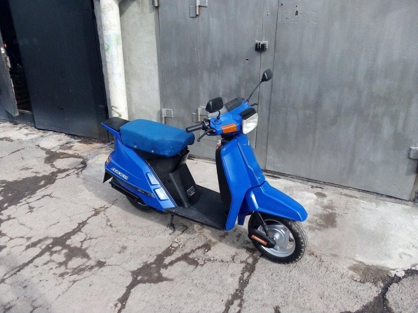 Хонда Лидер 50 90 годов