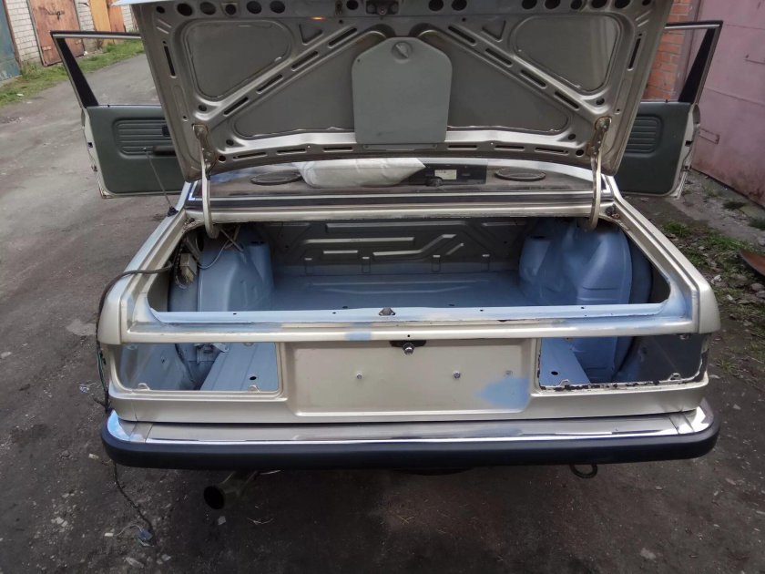 Багажник БМВ е30