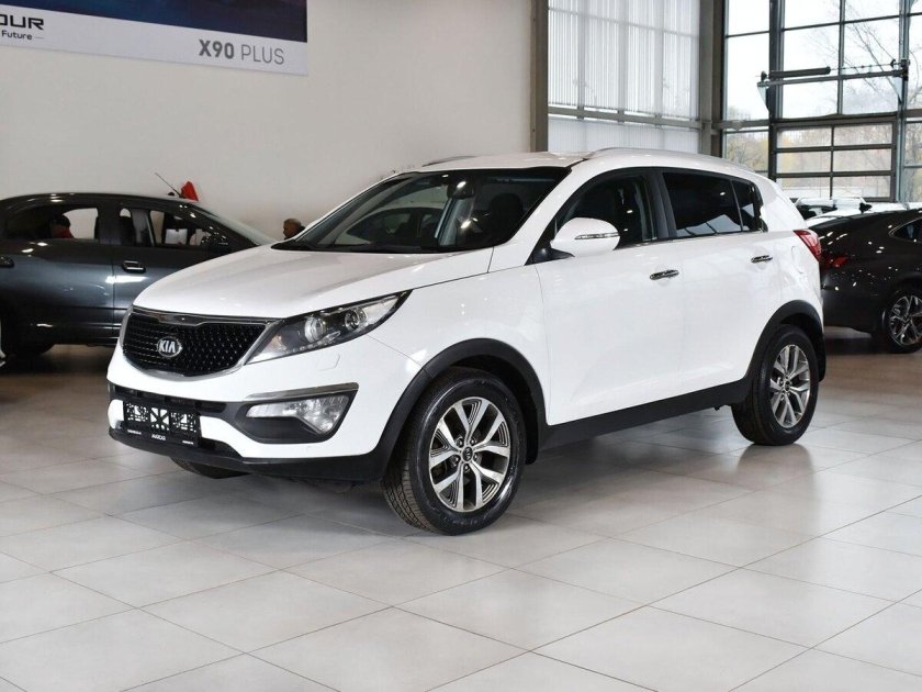 Kia Sportage 2014 — 2016 III Рестайлинг белый
