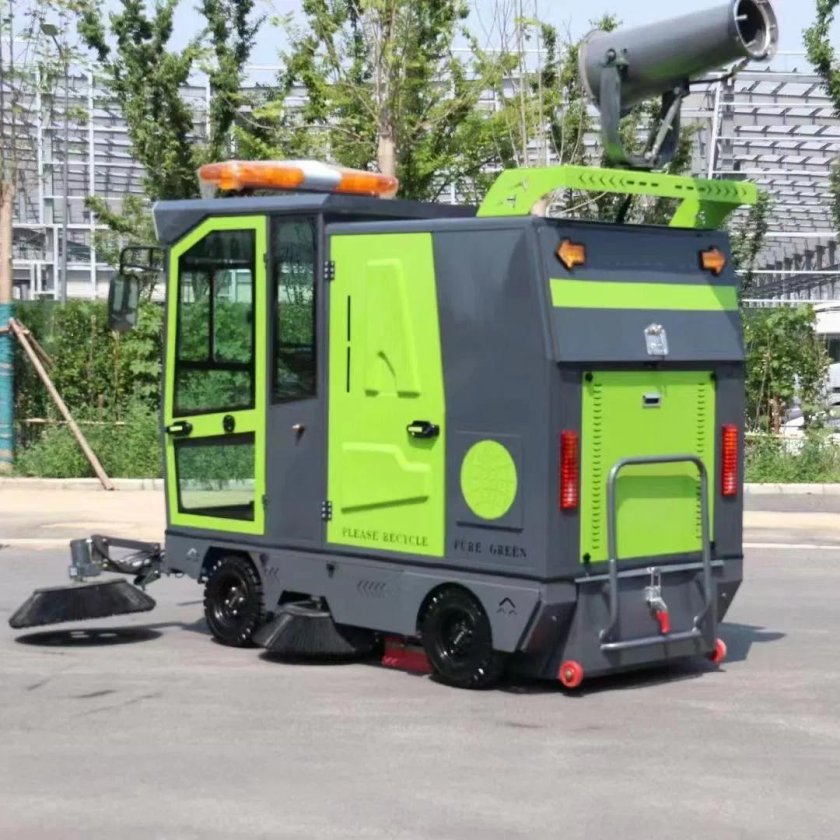 Вакуумно-уборочная машина в-68м