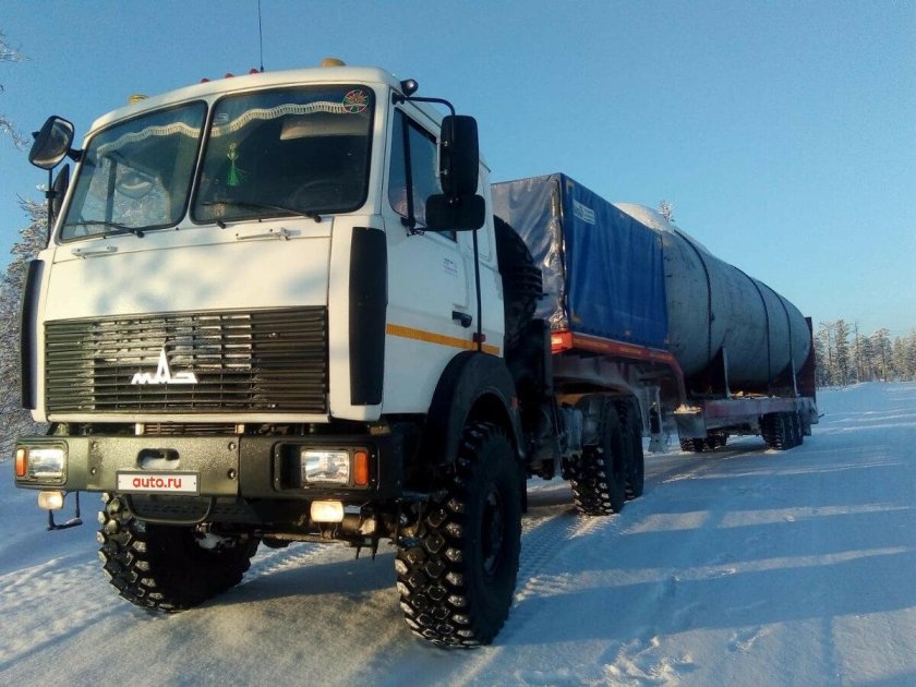 МАЗ 6425 С тралом