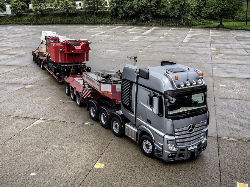 Mercedes Benz Actros 4163 SLT