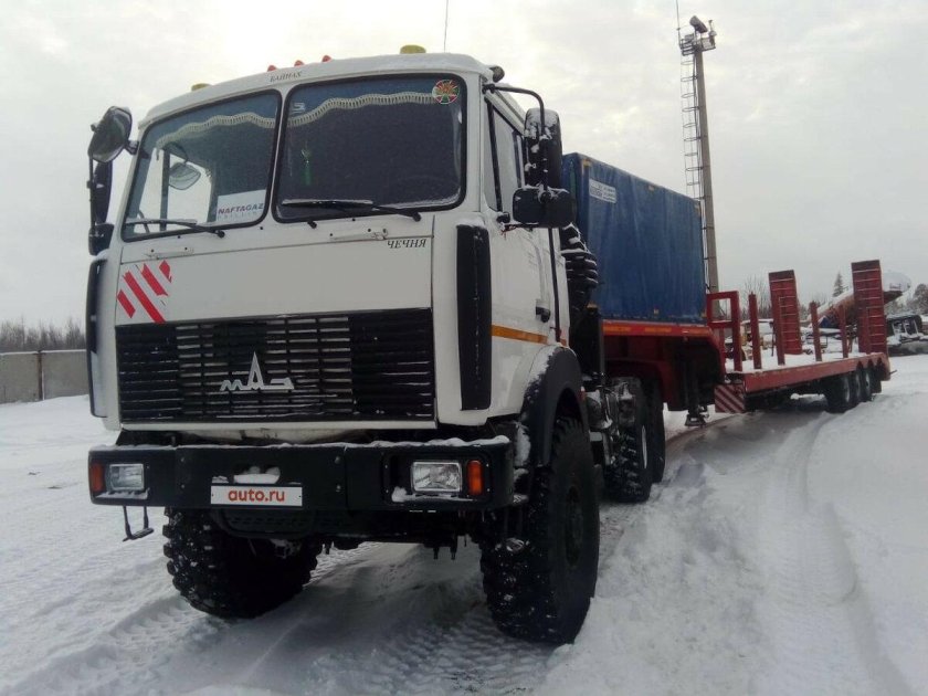 МАЗ 6425 тягач