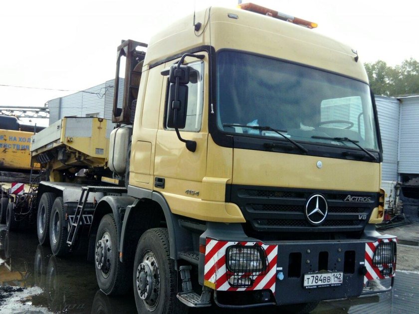 Мерседес Актрос под Тралл