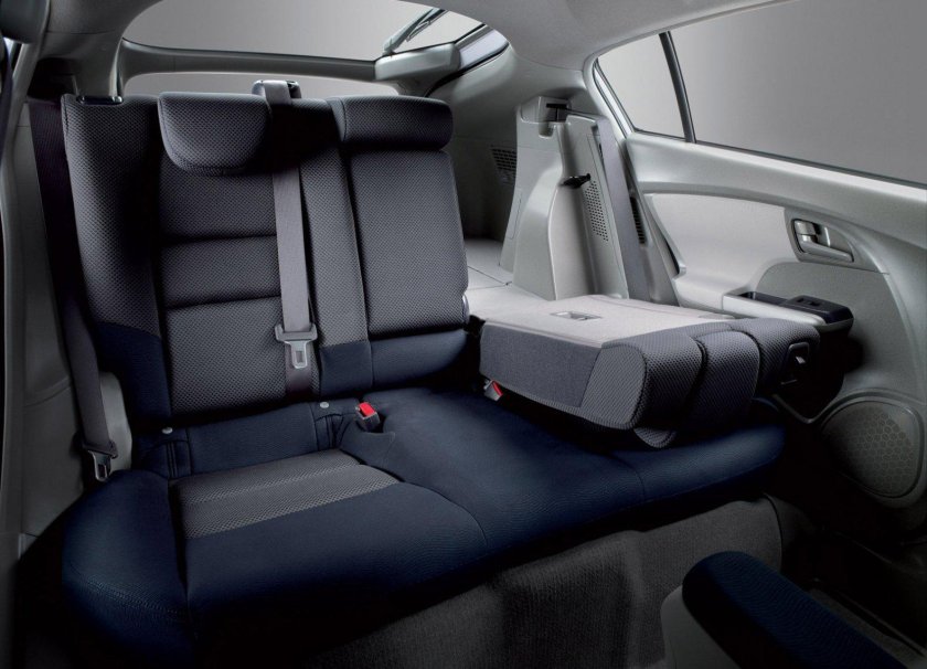 Honda Insight 2010 салон